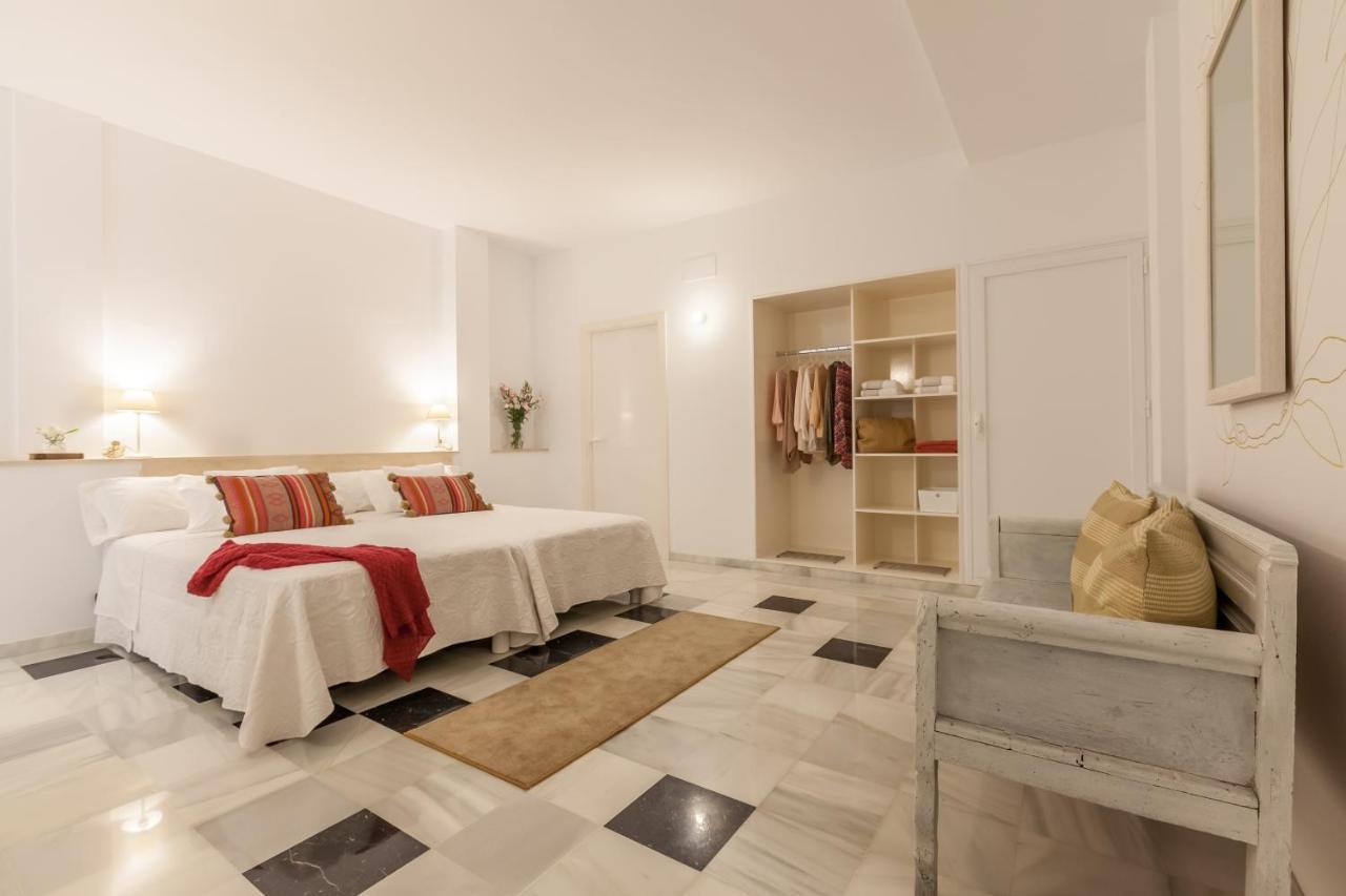 Apartamento Deluxe Calle Imagen Apartment Seville Ngoại thất bức ảnh